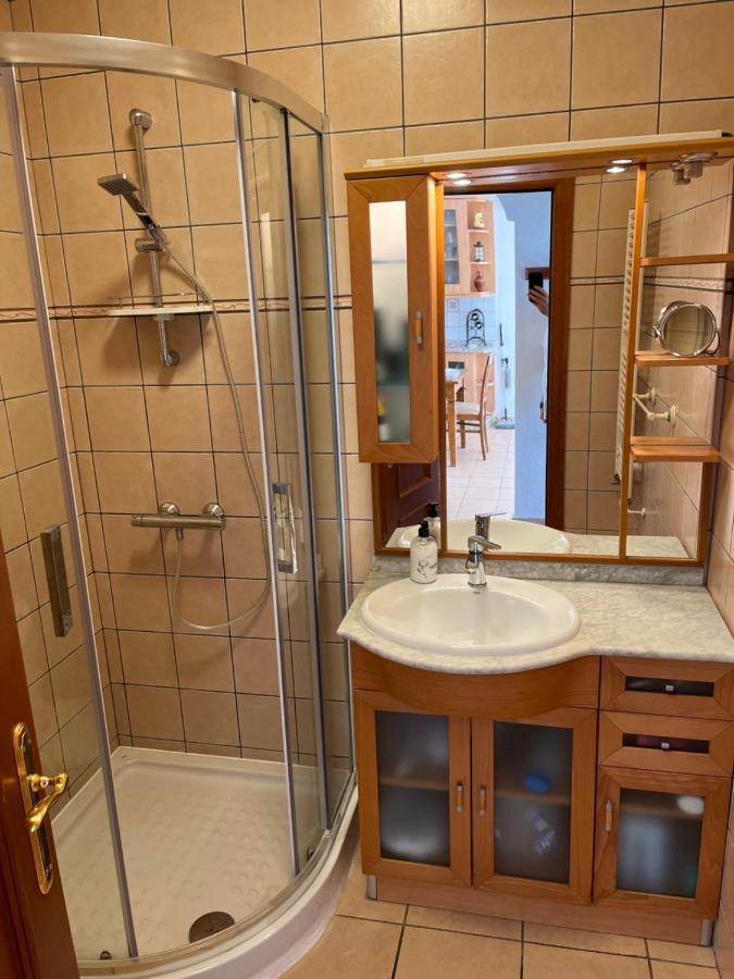 Delightful Burriana House With Magnificent Beach & Sea Views. Nerja Kültér fotó